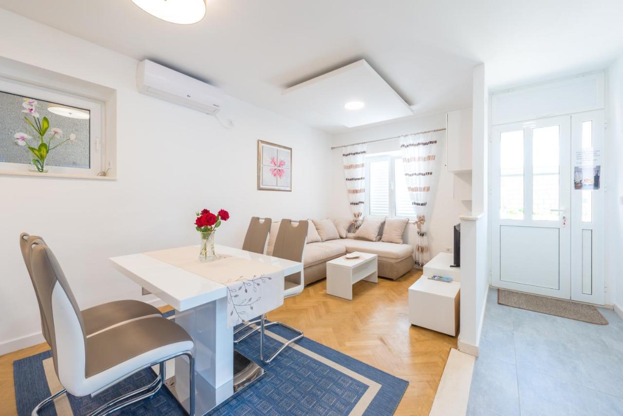 Apartments Lucija Дубровник Стая снимка