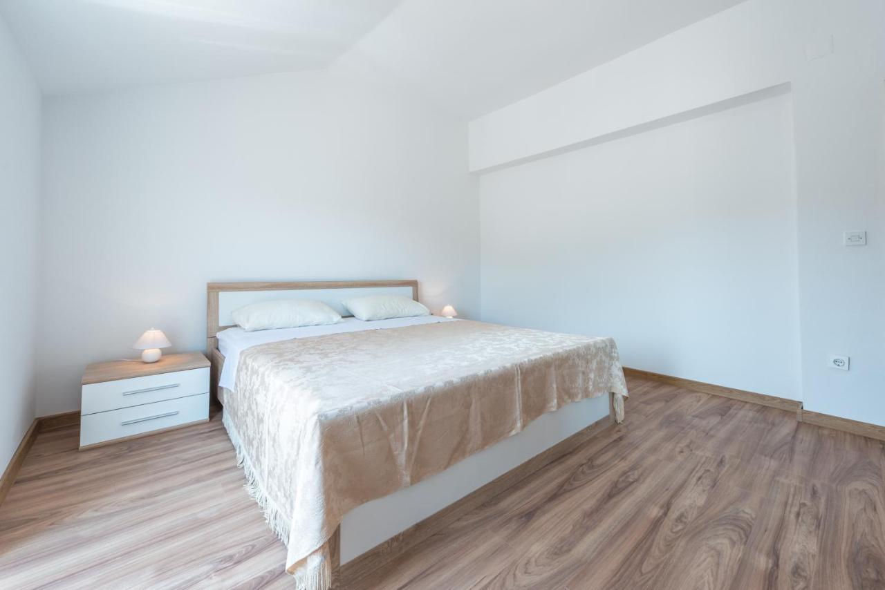 Apartments Lucija Дубровник Стая снимка